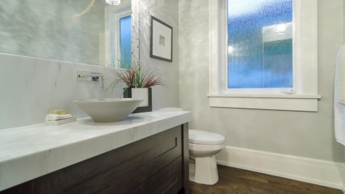 1122 Highland Drive, West Vancouver, BC 