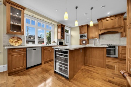 4418 Brakenridge Street, Vancouver, BC 