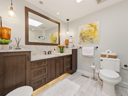 837 Wildwood Place, West Vancouver, BC 