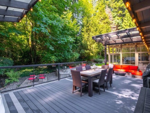 837 Wildwood Place, West Vancouver, BC 