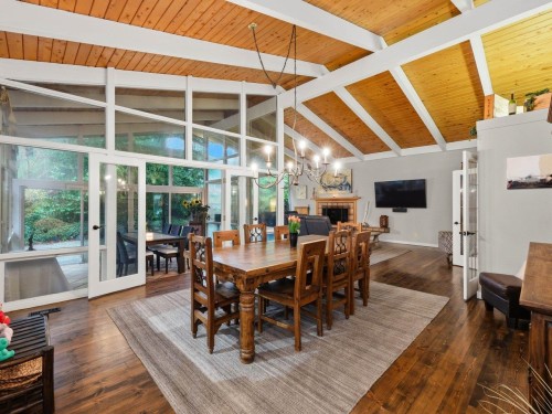 837 Wildwood Place, West Vancouver, BC 
