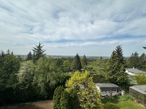 924 London Place  New Westminster, BC V3M 4Z6