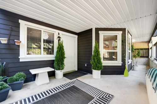 1012 Jay Crescent, Squamish, BC 