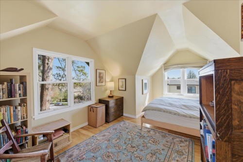 706 24Th Avenue W, Vancouver, BC 