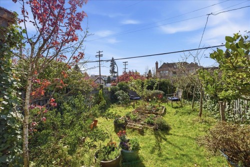 706 24Th Avenue W, Vancouver, BC 