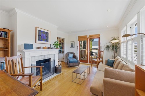 706 24Th Avenue W, Vancouver, BC 