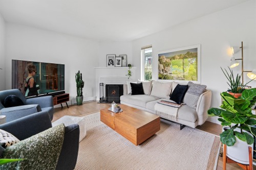 1314 7Th Avenue W, Vancouver, BC 