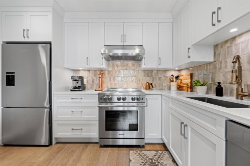 1314 7Th Avenue W, Vancouver, BC 