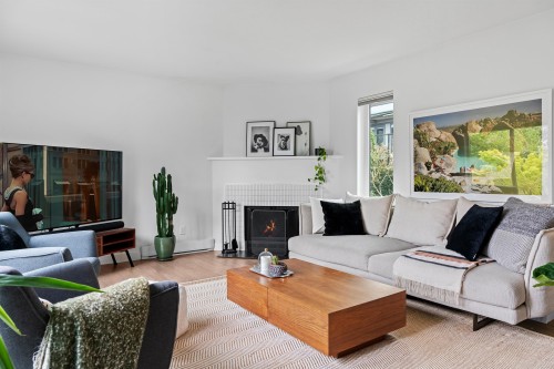 1314 7Th Avenue W, Vancouver, BC 
