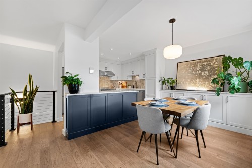 1314 7Th Avenue W, Vancouver, BC 