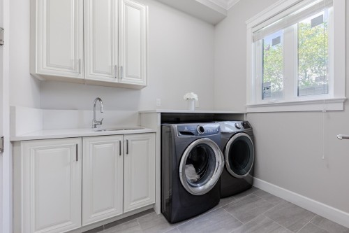 8520 Fairfax Crescent, Richmond, BC 