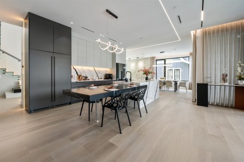 3823 51St Avenue W, Vancouver, BC 