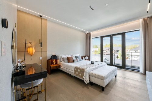 3823 51St Avenue W, Vancouver, BC 