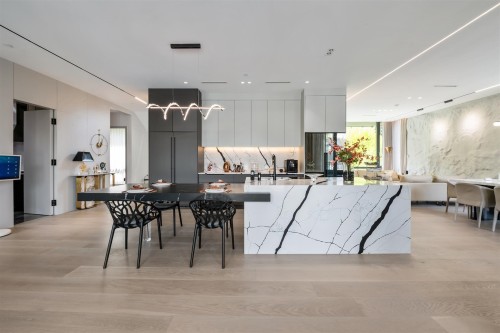 3823 51St Avenue W, Vancouver, BC 