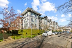 417-7089 Mont Royal Square  Vancouver, BC V5S 4W6