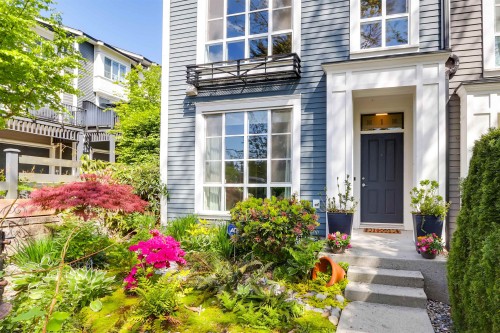 1-3437 Wilkie Avenue  Coquitlam, BC V3B 0E5