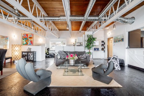 826-8331 River Road  Richmond, BC V6X 1Y1