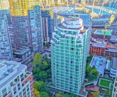 1808-838 Hamilton Street Vancouver, BC V6B 6A2
