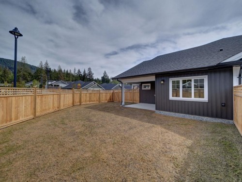 1051 Celia Crescent, Gibsons, BC 