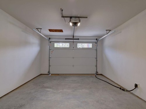 1051 Celia Crescent, Gibsons, BC 
