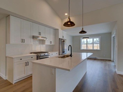 1051 Celia Crescent, Gibsons, BC 