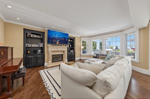 2956 Palmerston Avenue, West Vancouver, BC 