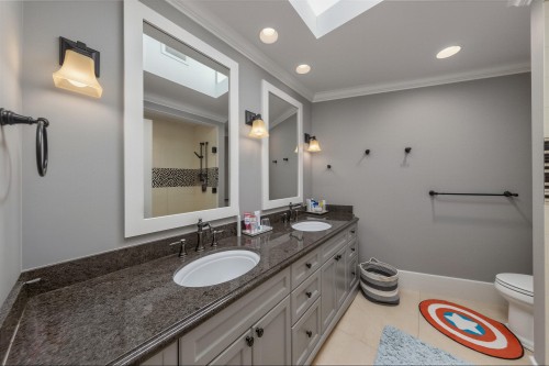 2956 Palmerston Avenue, West Vancouver, BC 