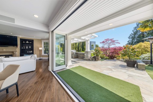 2956 Palmerston Avenue, West Vancouver, BC 