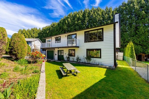 2932 Tatla Place  Coquitlam, BC V3C 4W8