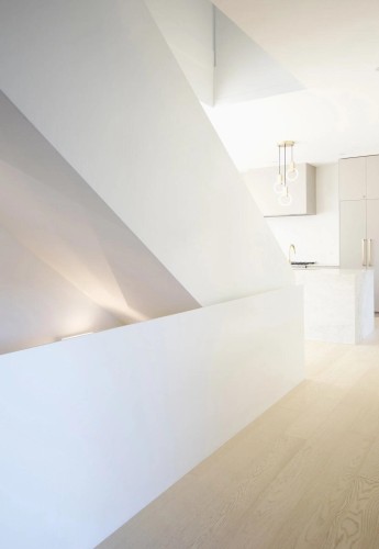 3924 Cambridge Street, Burnaby, BC 