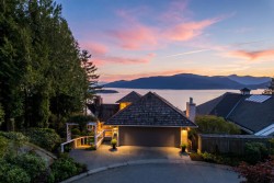 5447 Monte Bre Place  West Vancouver, BC V7W 3A8