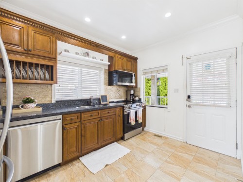 1115 Dublin Street, New Westminster, BC 