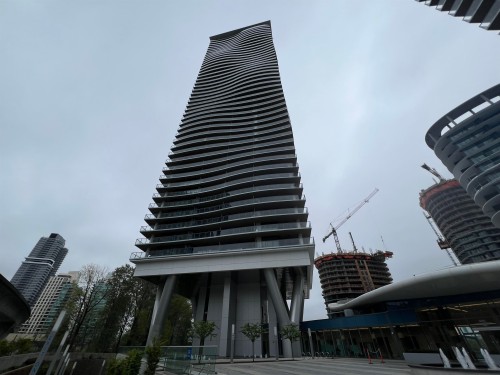 2110-4890 Lougheed Highway  Burnaby, BC V5C 0N2