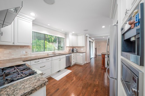 435 Inglewood Avenue, West Vancouver, BC 