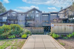 207-230 Mowat Street New Westminster, BC V3M 4B2