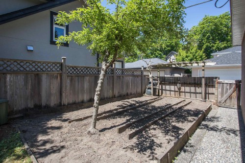 2945 12Th Avenue W, Vancouver, BC 