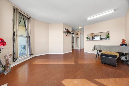 910-3489 Ascot Place, Vancouver, BC 