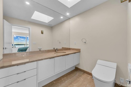 1407 Bramwell Road, West Vancouver, BC 