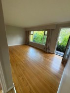 Upper-910 Robinson Street Coquitlam, BC V3J 4G6