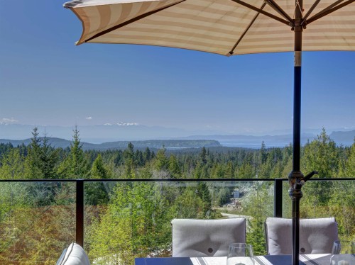 9340 Stephens Way, Halfmoon Bay, BC 