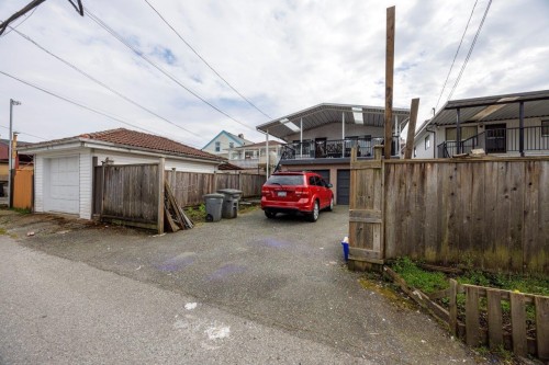 431 18Th Avenue E, Vancouver, BC 