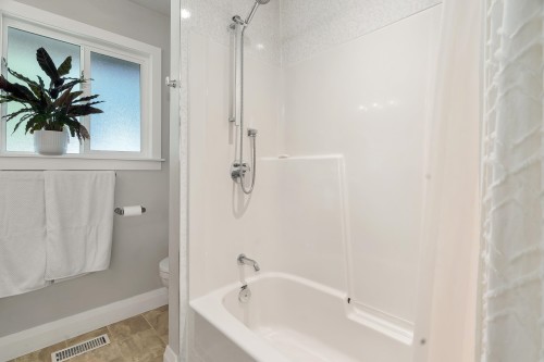 20255 Chatwin Avenue, Maple Ridge, BC 