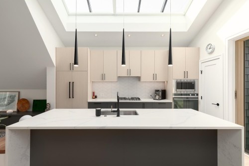3861 Willow Street, Vancouver, BC 
