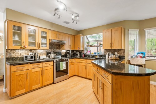 1410 Mountainview Court, Coquitlam, BC 