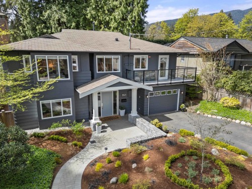 3521 Duval Road, North Vancouver, BC 