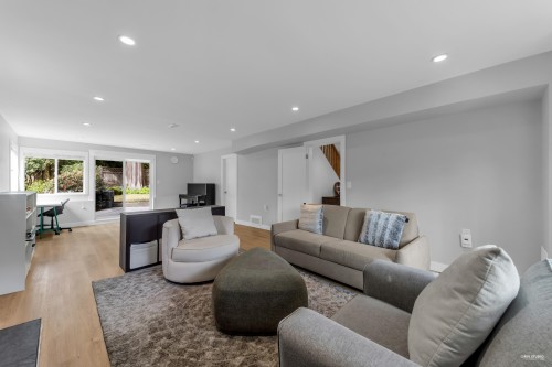 3521 Duval Road, North Vancouver, BC 