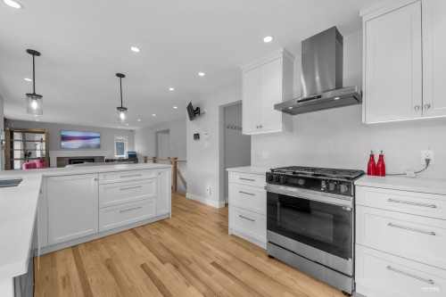 3521 Duval Road, North Vancouver, BC 