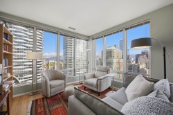 1607-989 Nelson Street  Vancouver, BC V6Z 2S1