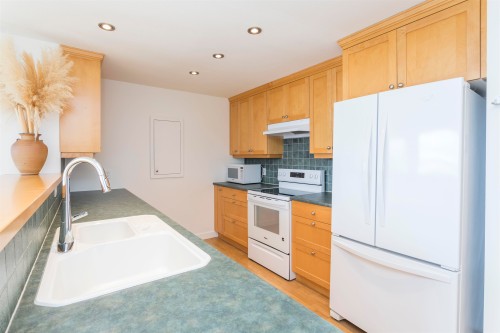 5445 Indian River Drive, North Vancouver, BC 