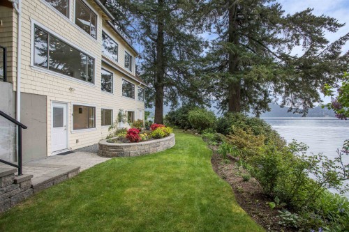5445 Indian River Drive, North Vancouver, BC 